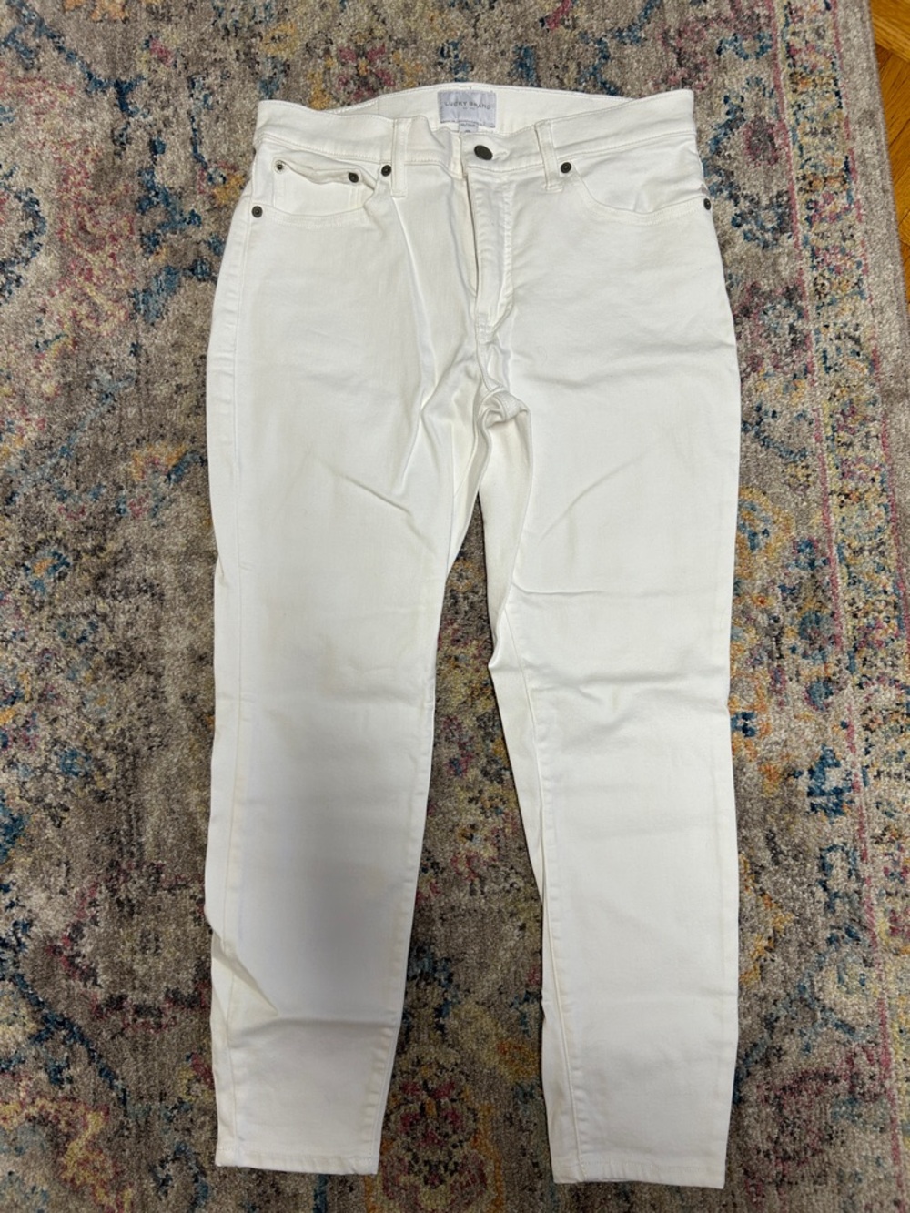 Lucky Brand Women’s MidRise White skinny Jeans